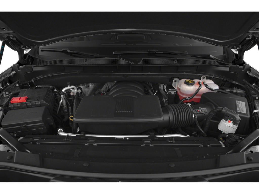 2022 Chevrolet Suburban 4WD RST