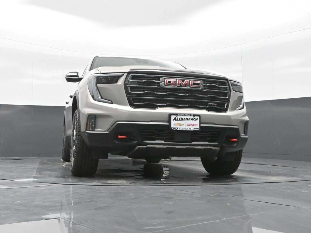 2026 GMC Acadia AT4 AWD