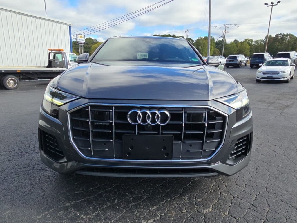 2019 Audi Q8 55 Premium