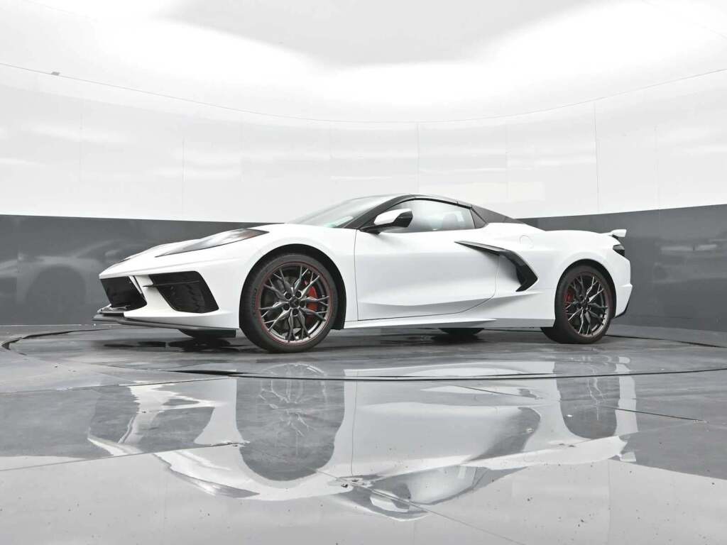 2026 Chevrolet Corvette Stingray Convertible, 3LT, RWD