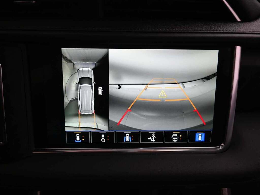 2024 GMC Yukon 4WD Denali