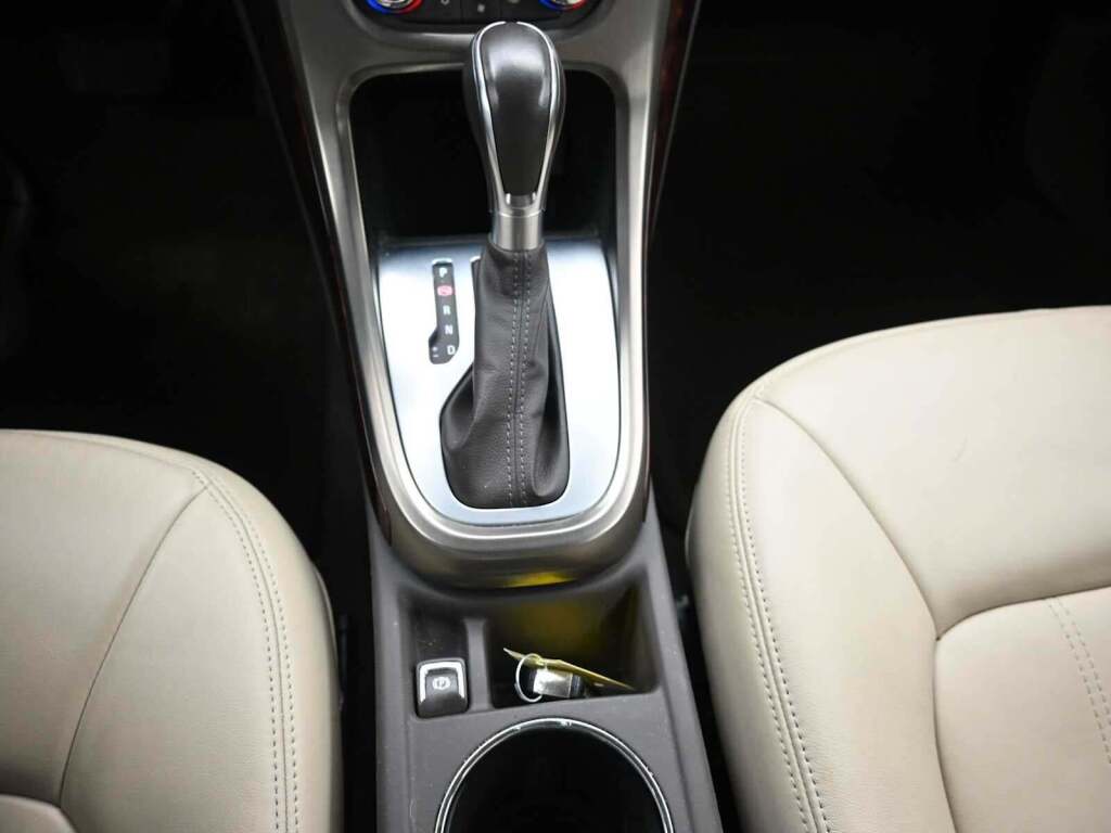 2013 Buick Verano Leather Group