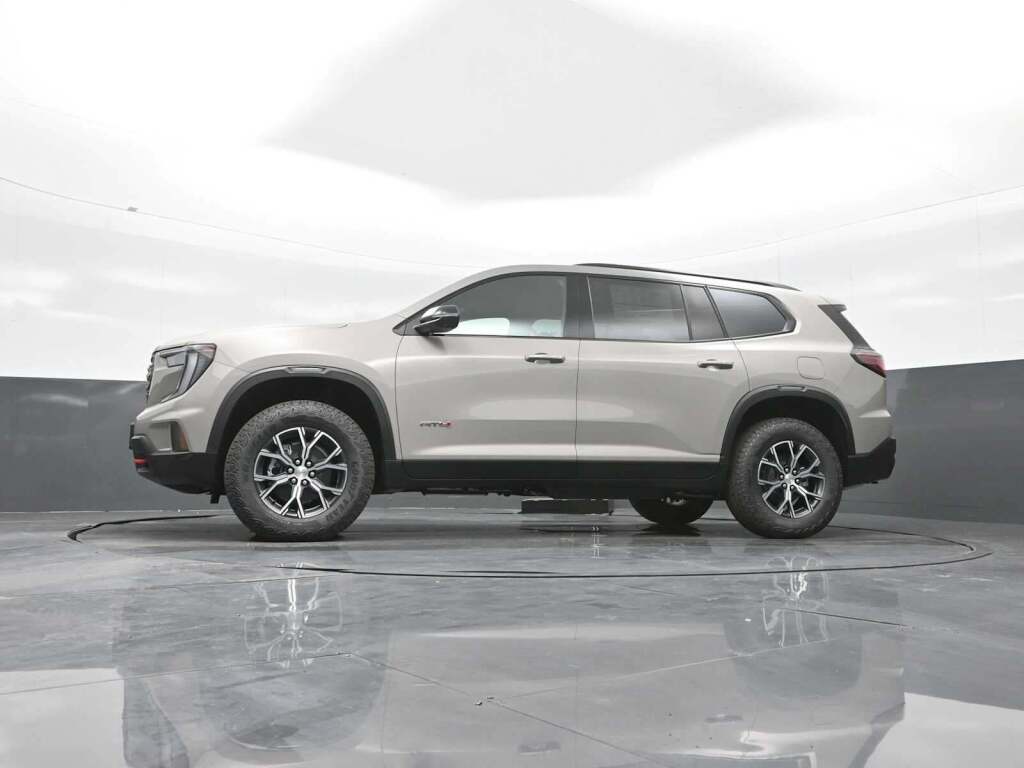 2026 GMC Acadia AT4 AWD