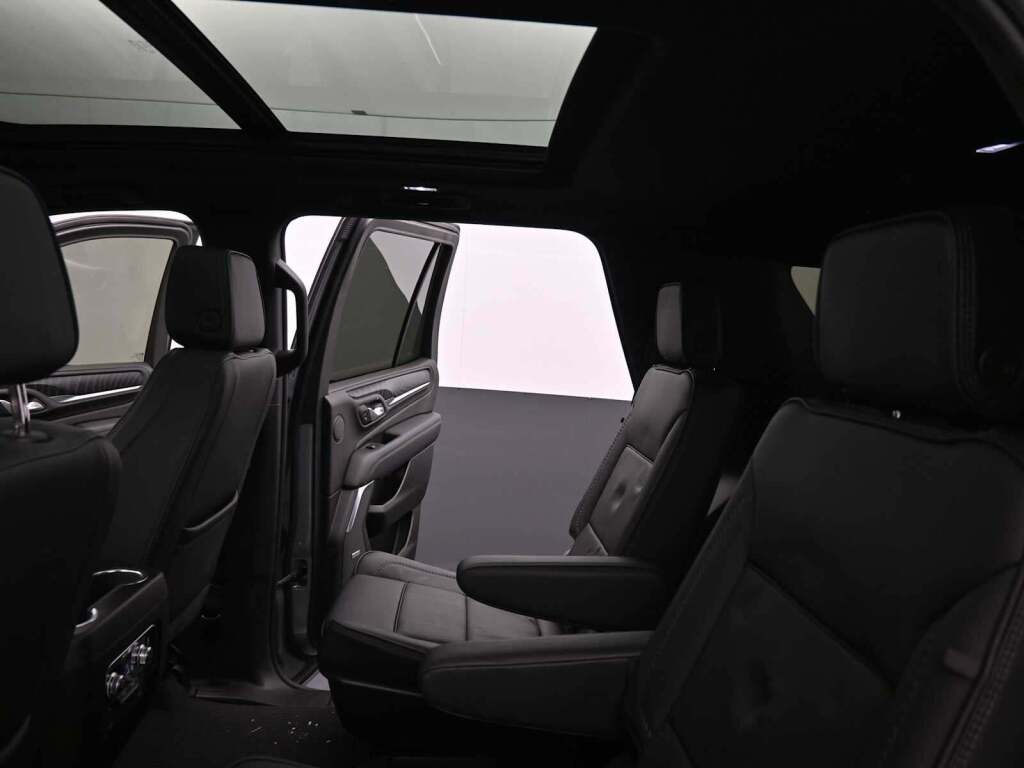 2024 GMC Yukon 4WD Denali