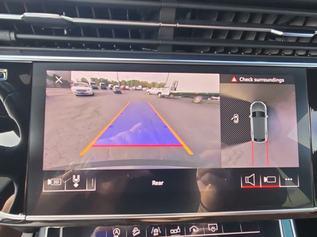 2019 Audi Q8 55 Premium