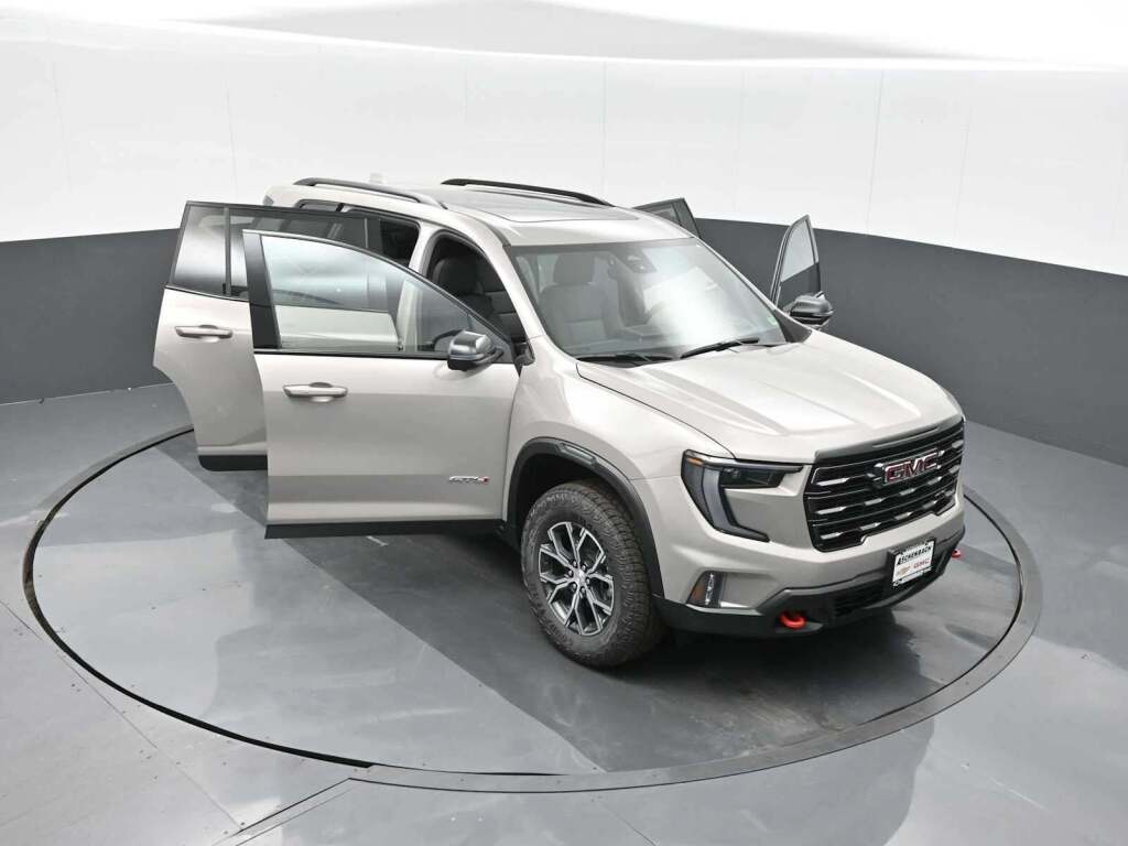 2026 GMC Acadia AT4 AWD