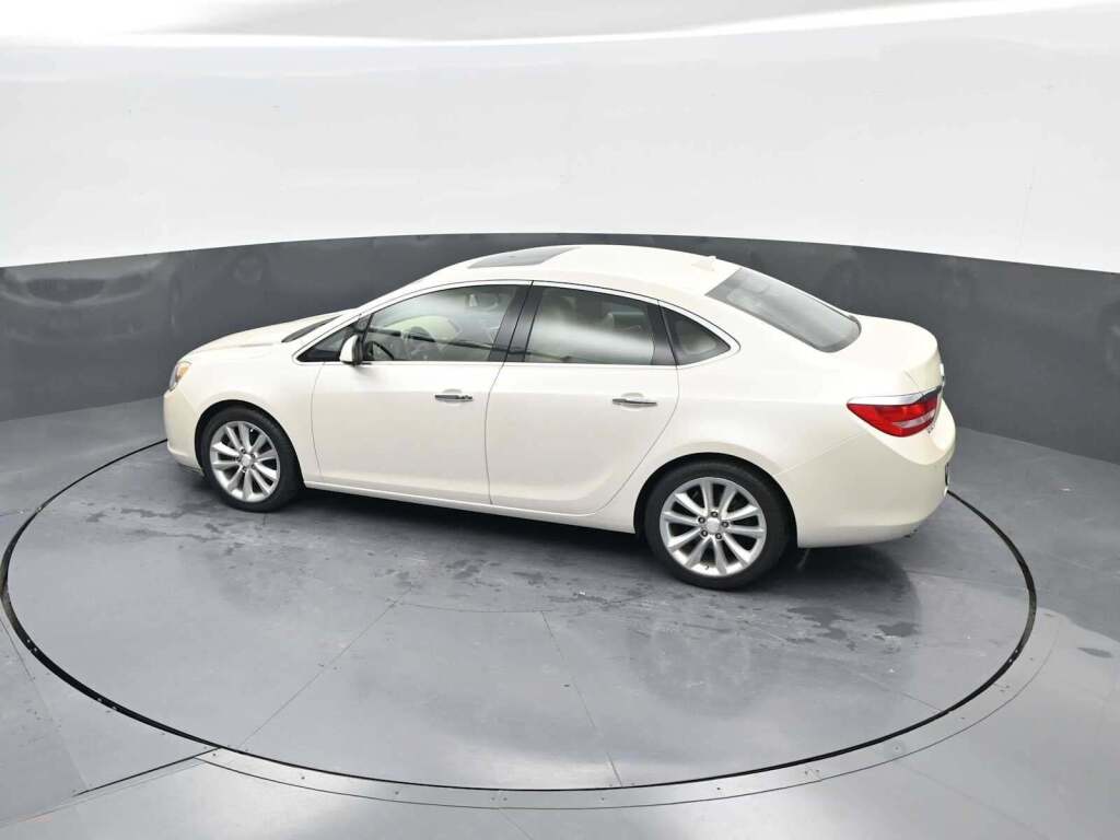2013 Buick Verano Leather Group
