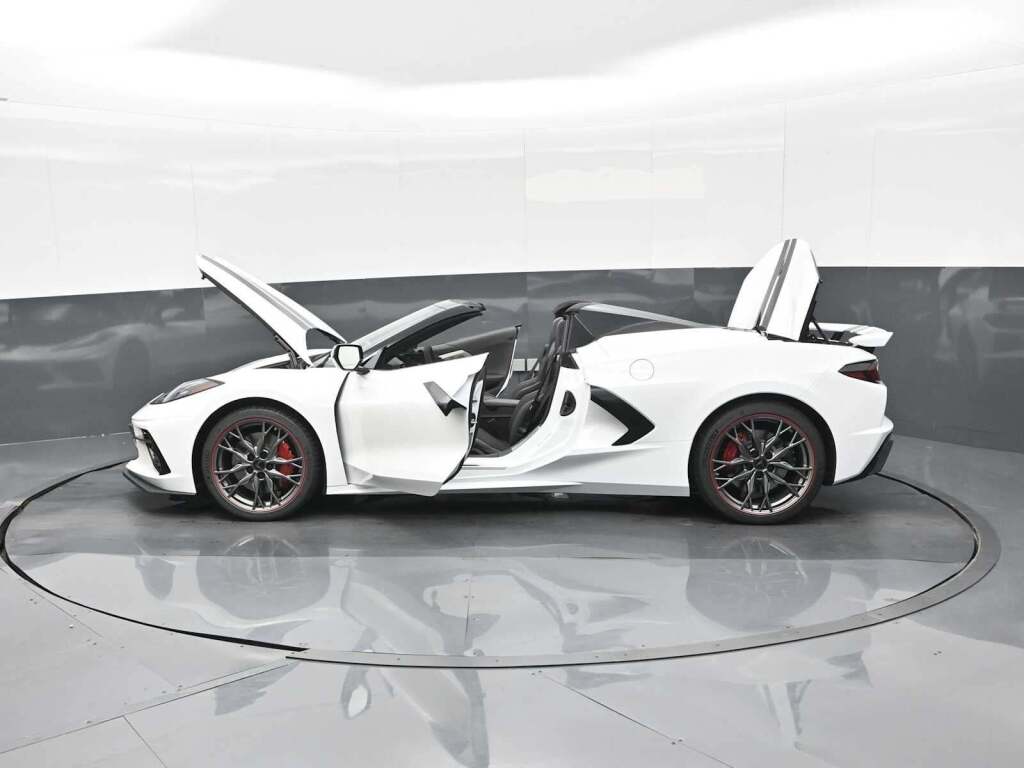 2026 Chevrolet Corvette Stingray Convertible, 3LT, RWD