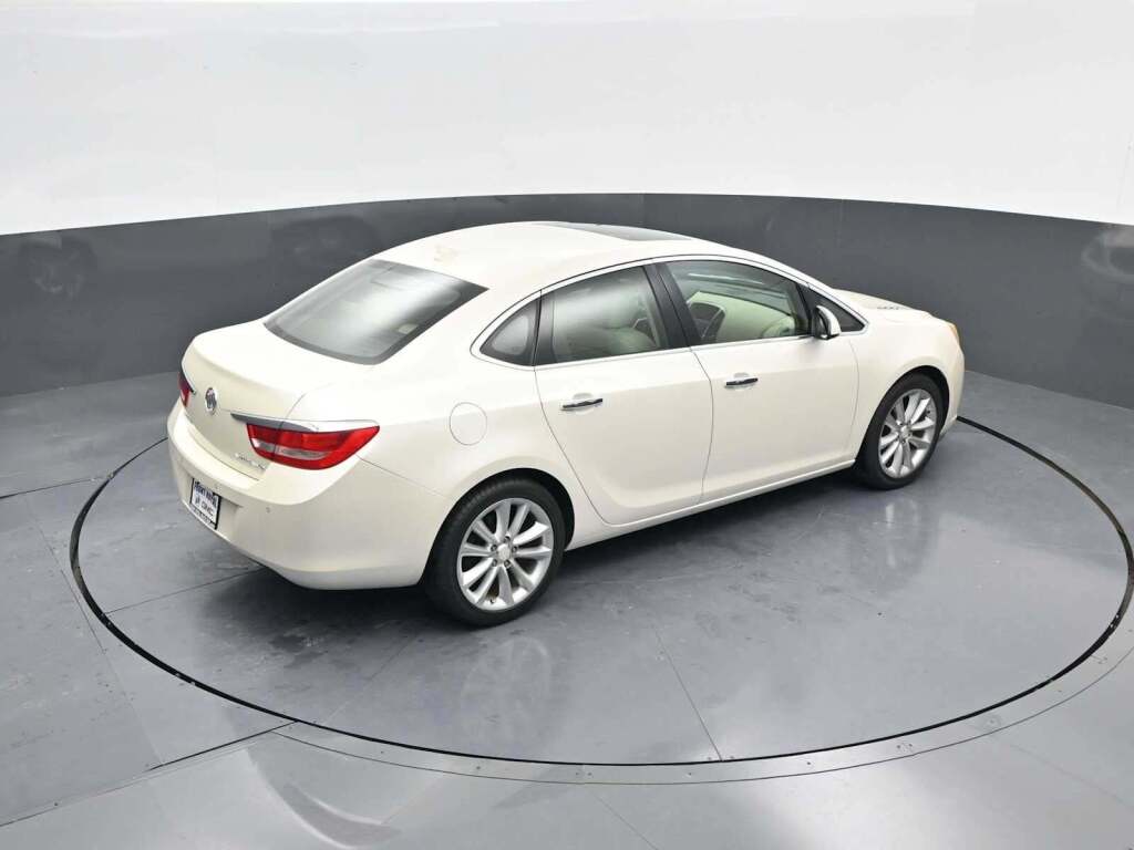 2013 Buick Verano Leather Group