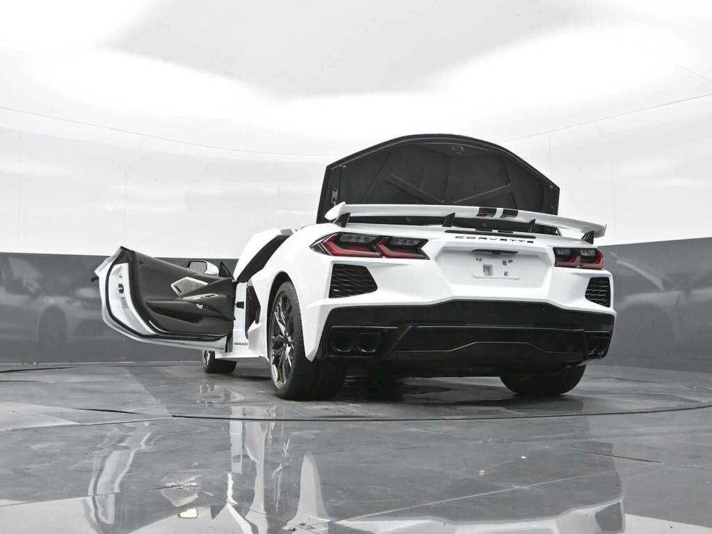 2026 Chevrolet Corvette Stingray Convertible, 3LT, RWD