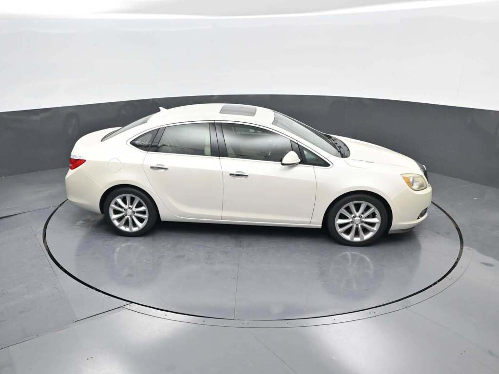 2013 Buick Verano Leather Group