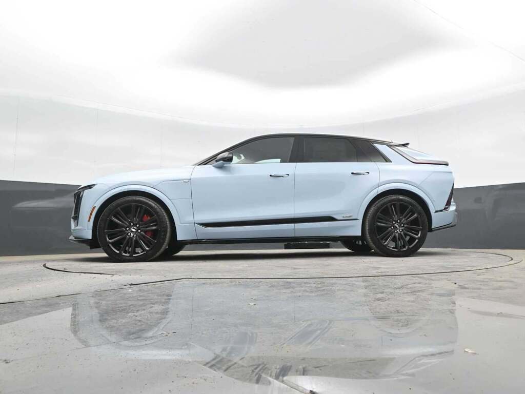 2026 Cadillac LYRIQ V-Series AWD