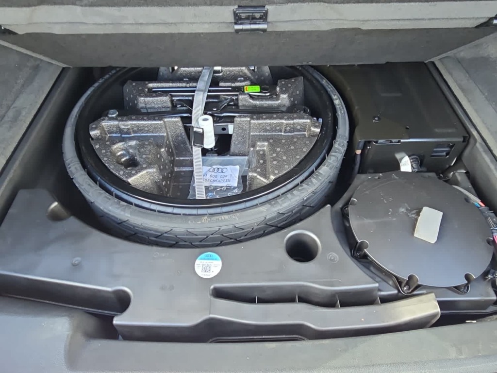 2019 Audi Q8 55 Premium