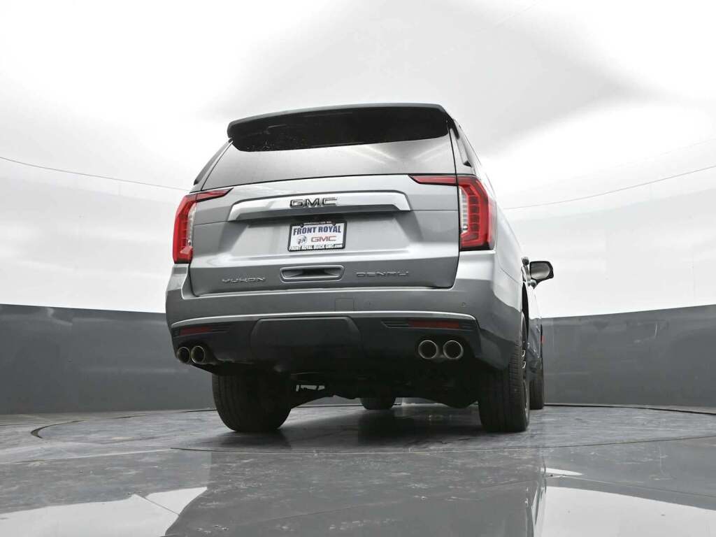 2024 GMC Yukon 4WD Denali
