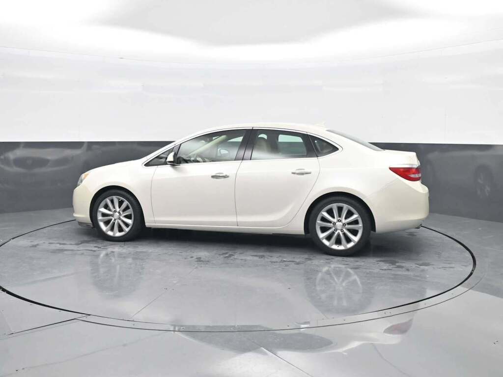 2013 Buick Verano Leather Group