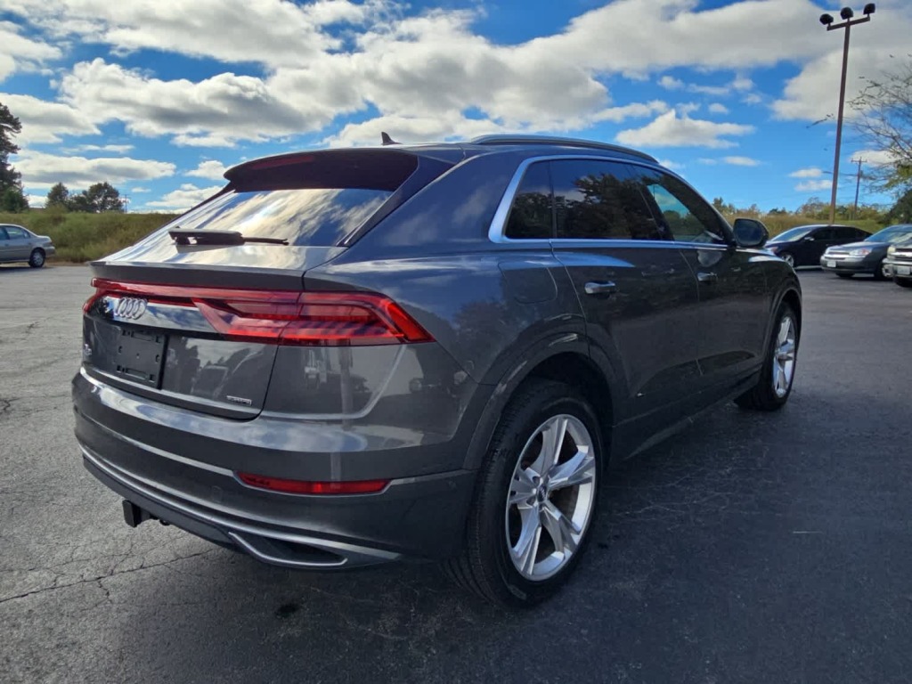 2019 Audi Q8 55 Premium
