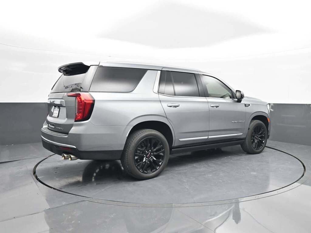 2024 GMC Yukon 4WD Denali