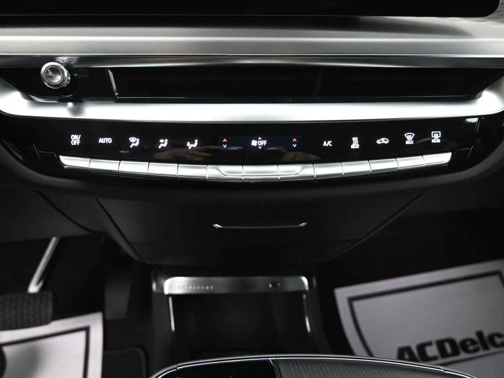 2025 Cadillac LYRIQ Luxury 1 RWD