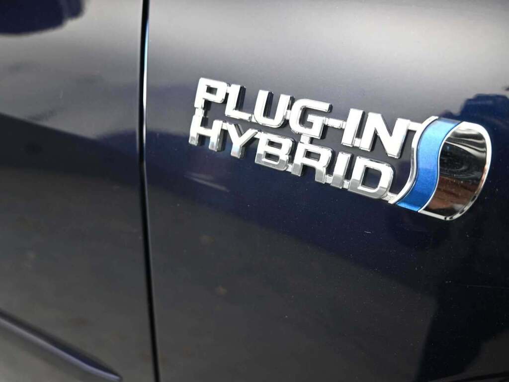 2021 Toyota RAV4 Prime SE