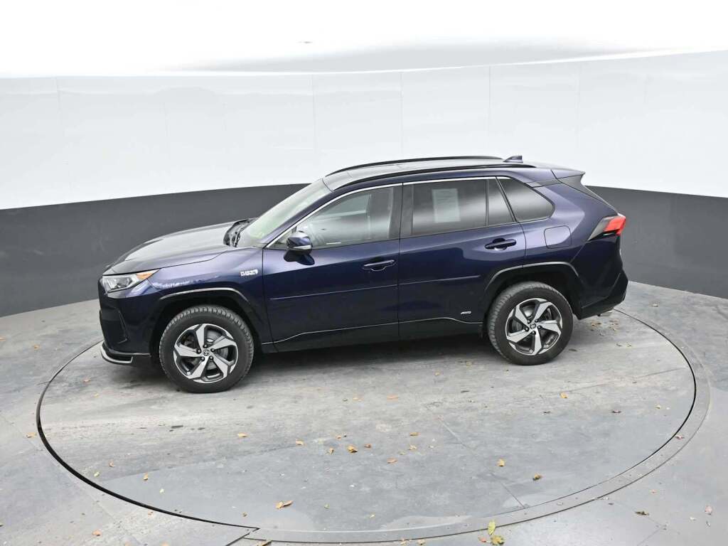 2021 Toyota RAV4 Prime SE