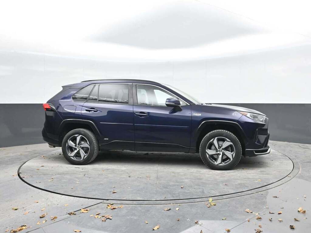 2021 Toyota RAV4 Prime SE