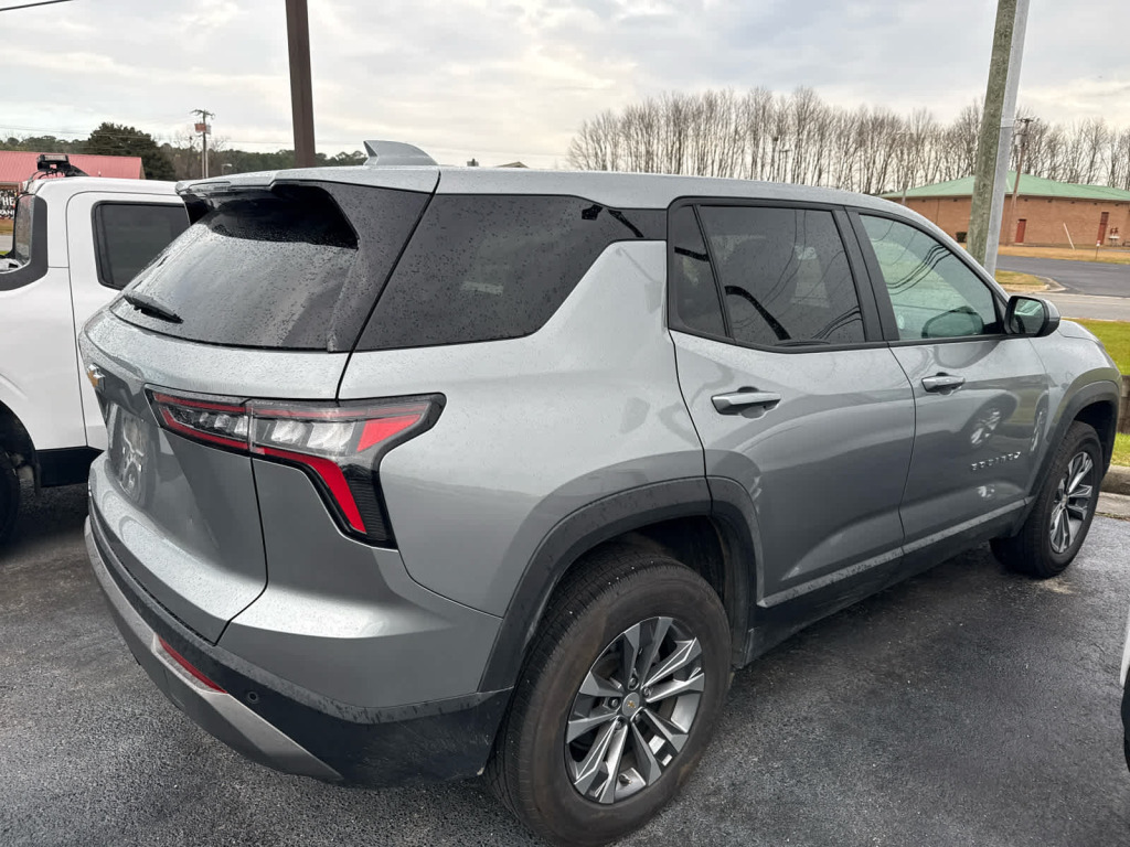 2025 Chevrolet Equinox FWD LT