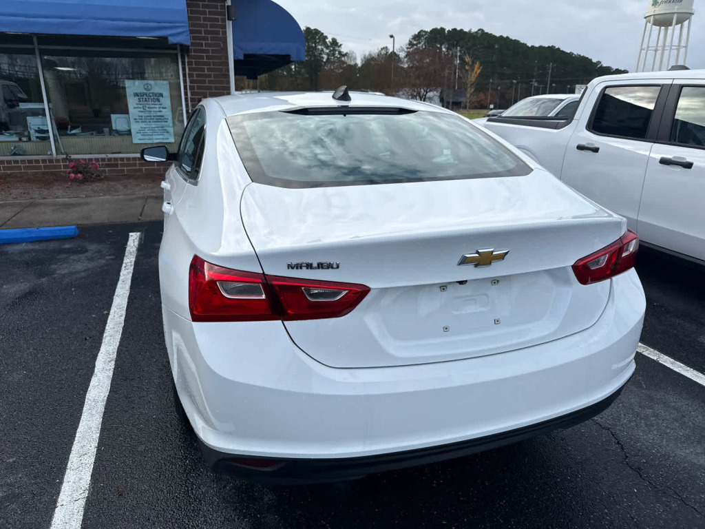 2023 Chevrolet Malibu FWD 1FL