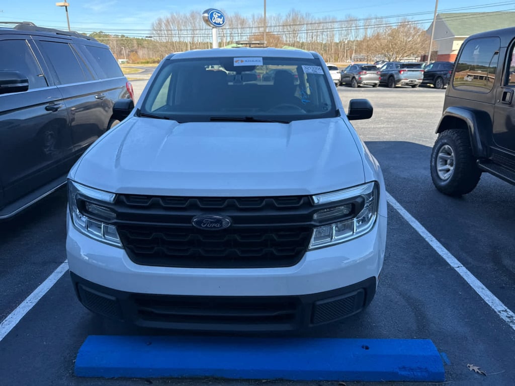 2022 Ford Maverick XL