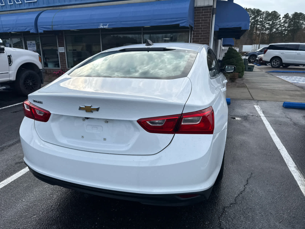 2023 Chevrolet Malibu FWD 1FL