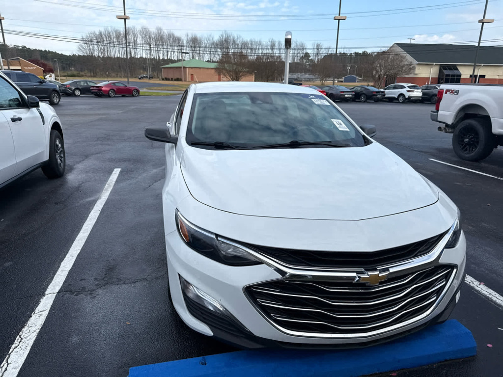 2023 Chevrolet Malibu FWD 1FL