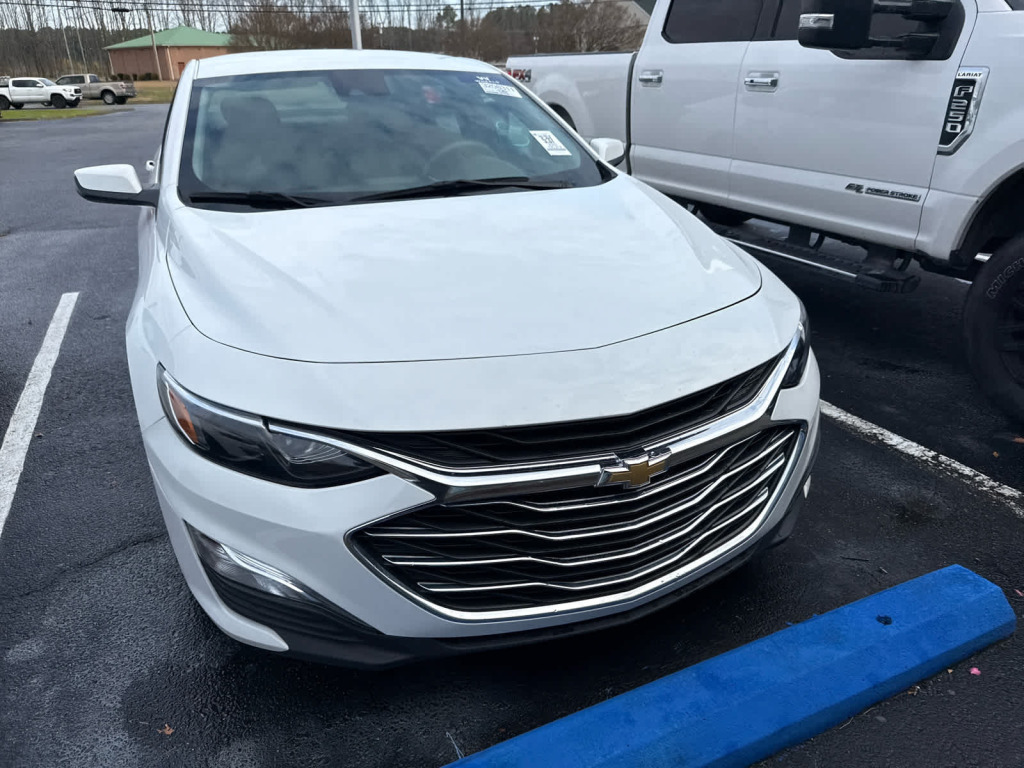 2022 Chevrolet Malibu FWD 1FL