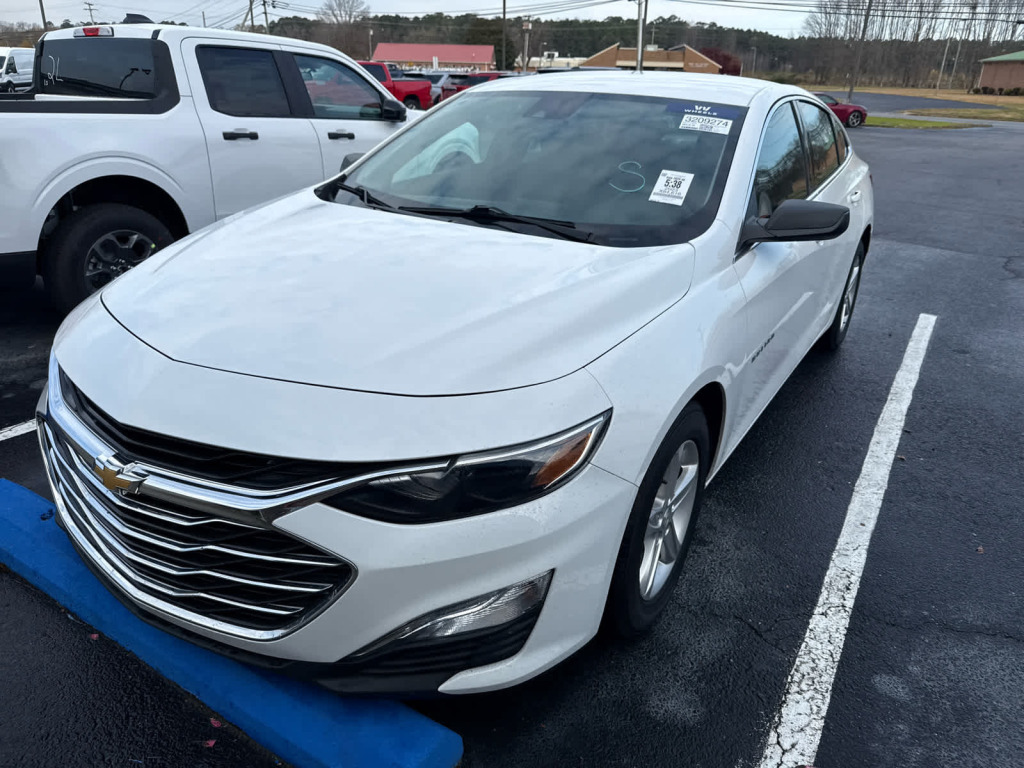 2023 Chevrolet Malibu FWD 1FL