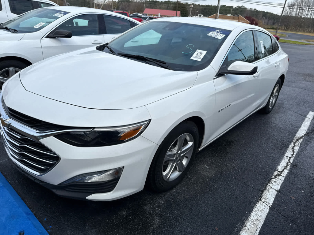 2022 Chevrolet Malibu FWD 1FL