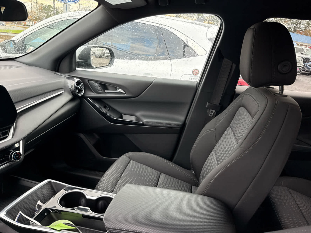 2025 Chevrolet Equinox FWD LT