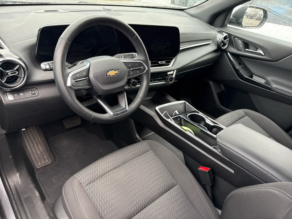 2025 Chevrolet Equinox FWD LT