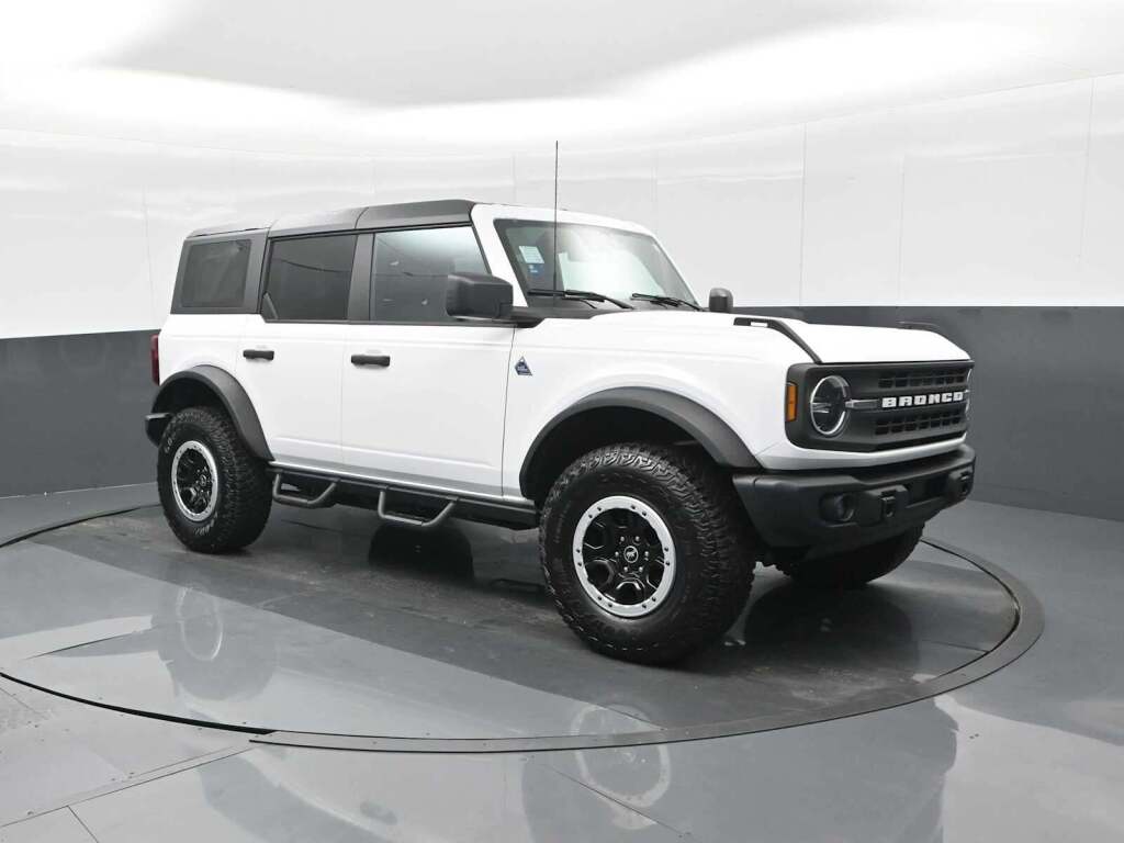 2023 Ford Bronco Black Diamond