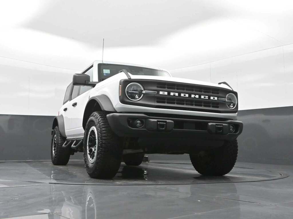 2023 Ford Bronco Black Diamond
