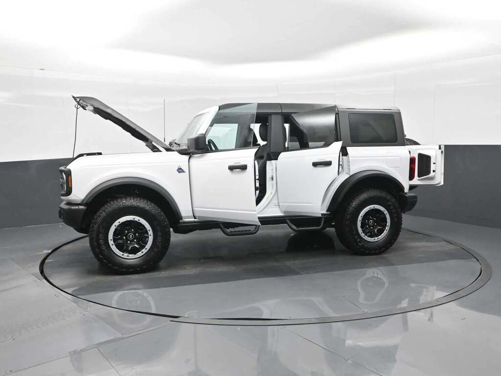 2023 Ford Bronco Black Diamond