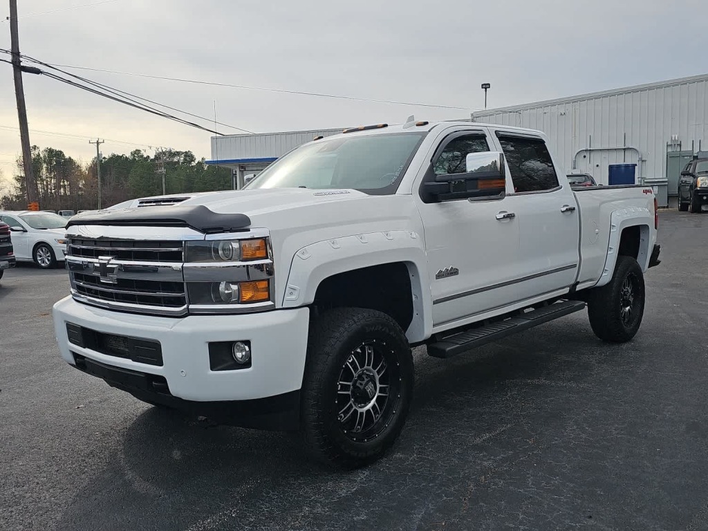 2019 Chevrolet Silverado 2500HD High Country