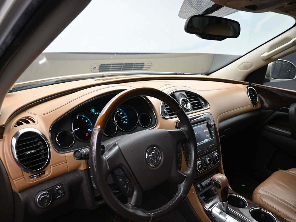 2016 Buick Enclave Leather