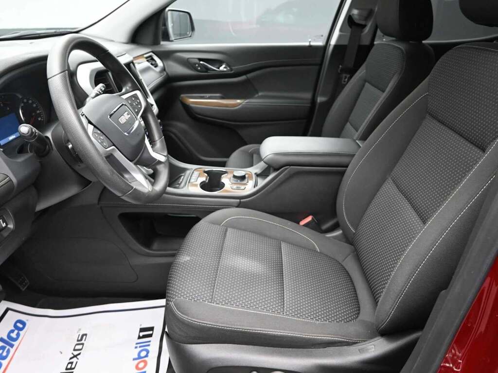 2023 GMC Acadia AWD SLE