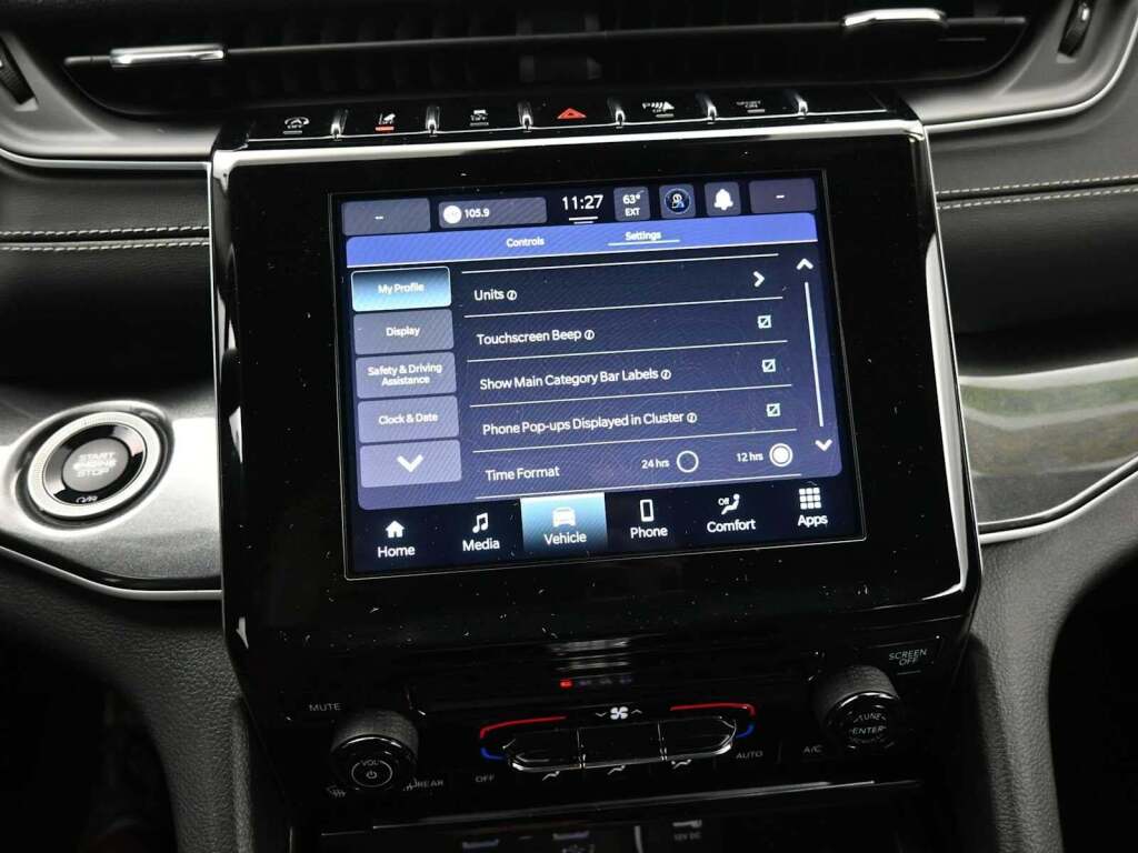 2023 Jeep Grand Cherokee L Laredo 4x4