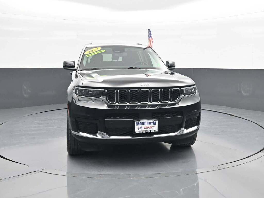 2023 Jeep Grand Cherokee L Laredo 4x4