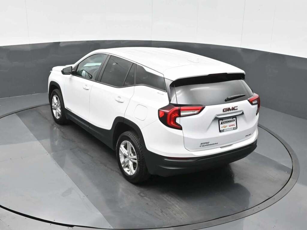 2022 GMC Terrain AWD SLE