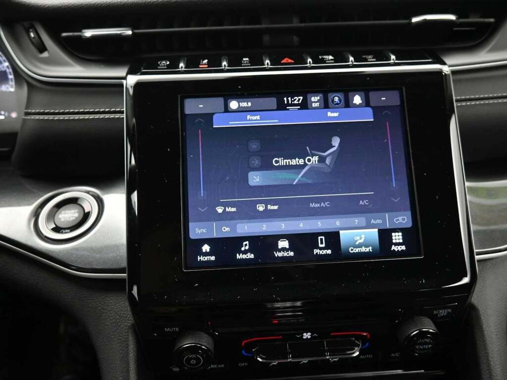 2023 Jeep Grand Cherokee L Laredo 4x4