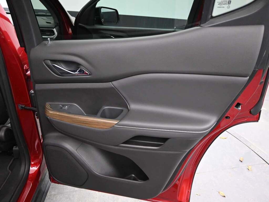 2023 GMC Acadia AWD SLE