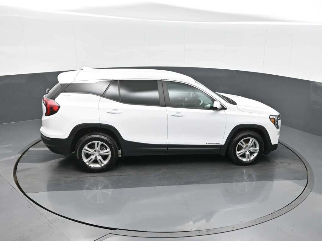 2022 GMC Terrain AWD SLE