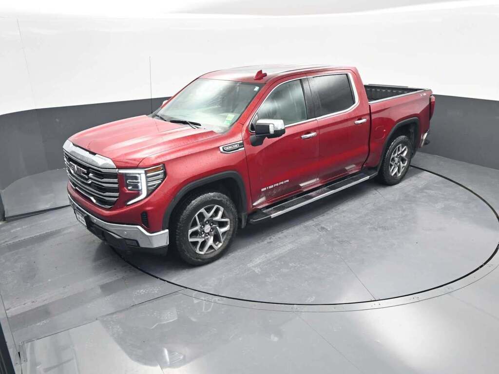2022 GMC Sierra 1500 SLT