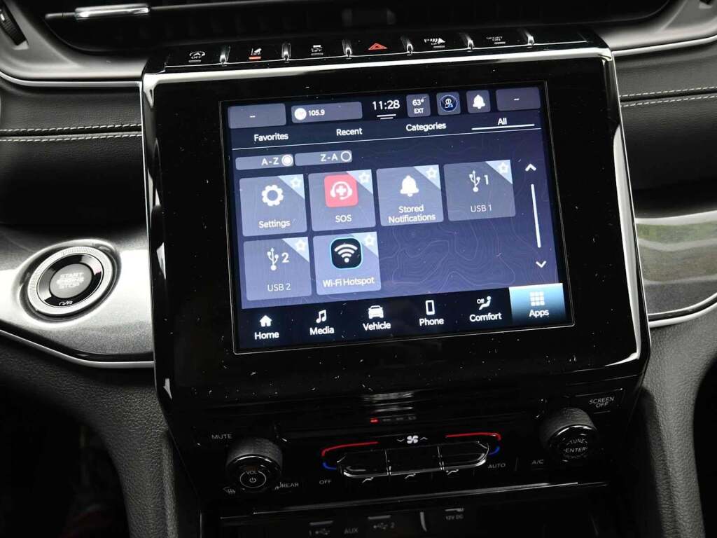 2023 Jeep Grand Cherokee L Laredo 4x4