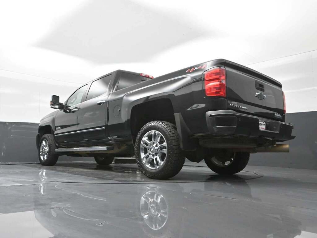 2019 Chevrolet Silverado 2500HD High Country